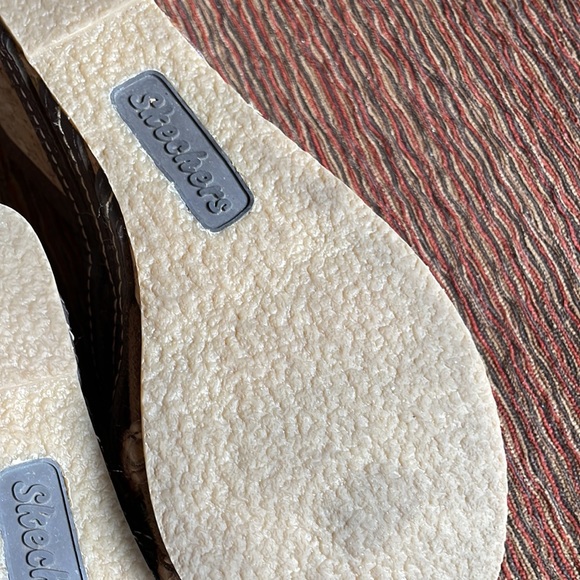 Skechers Women’s Brown Slide On Heeled Sandals. Good Condition. Size 8. - Picture 11 of 13
